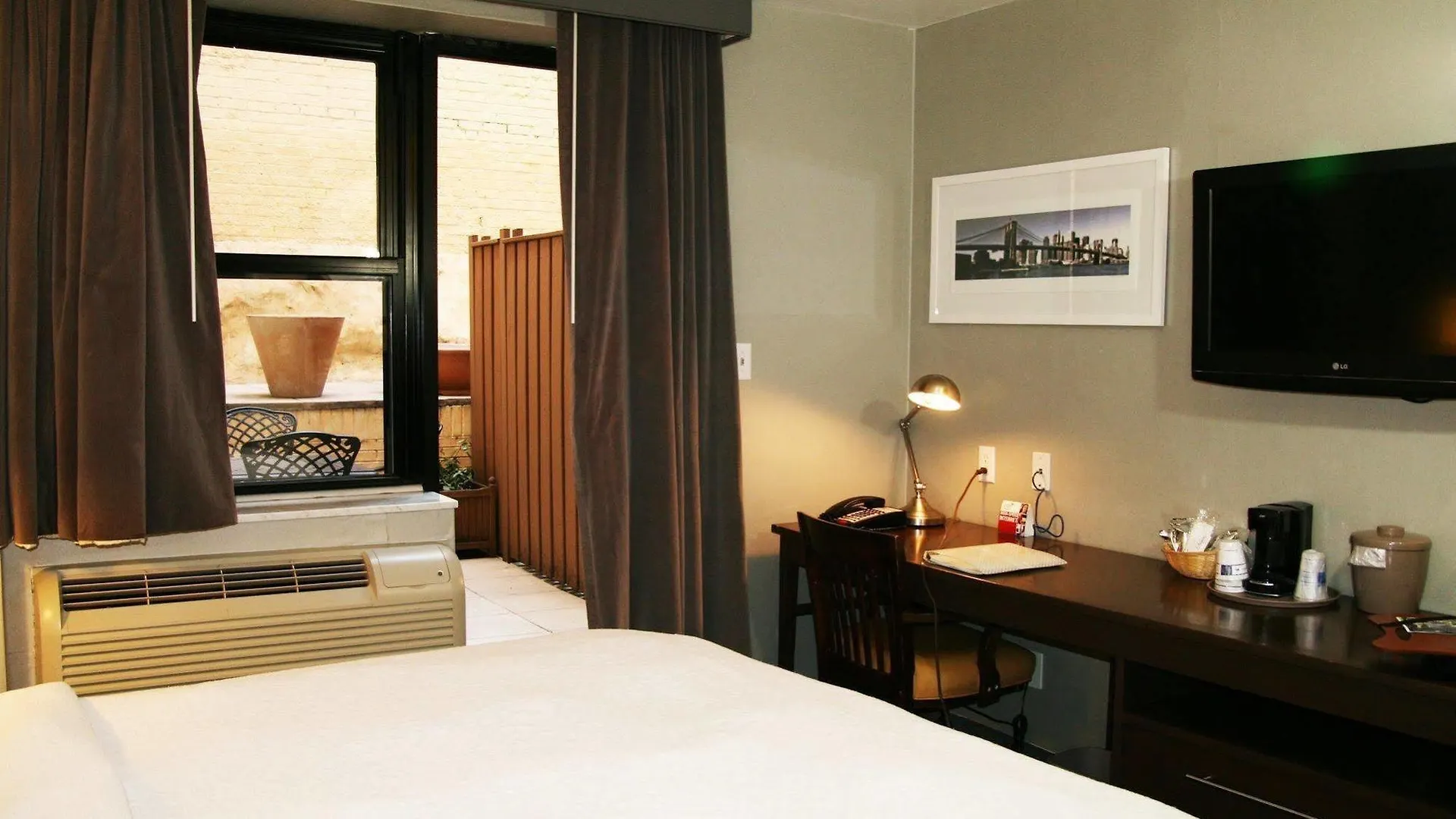 Hampton Inn Seaport Financial District New York