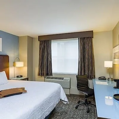 Hampton Inn Seaport Financial District New York Hotel
