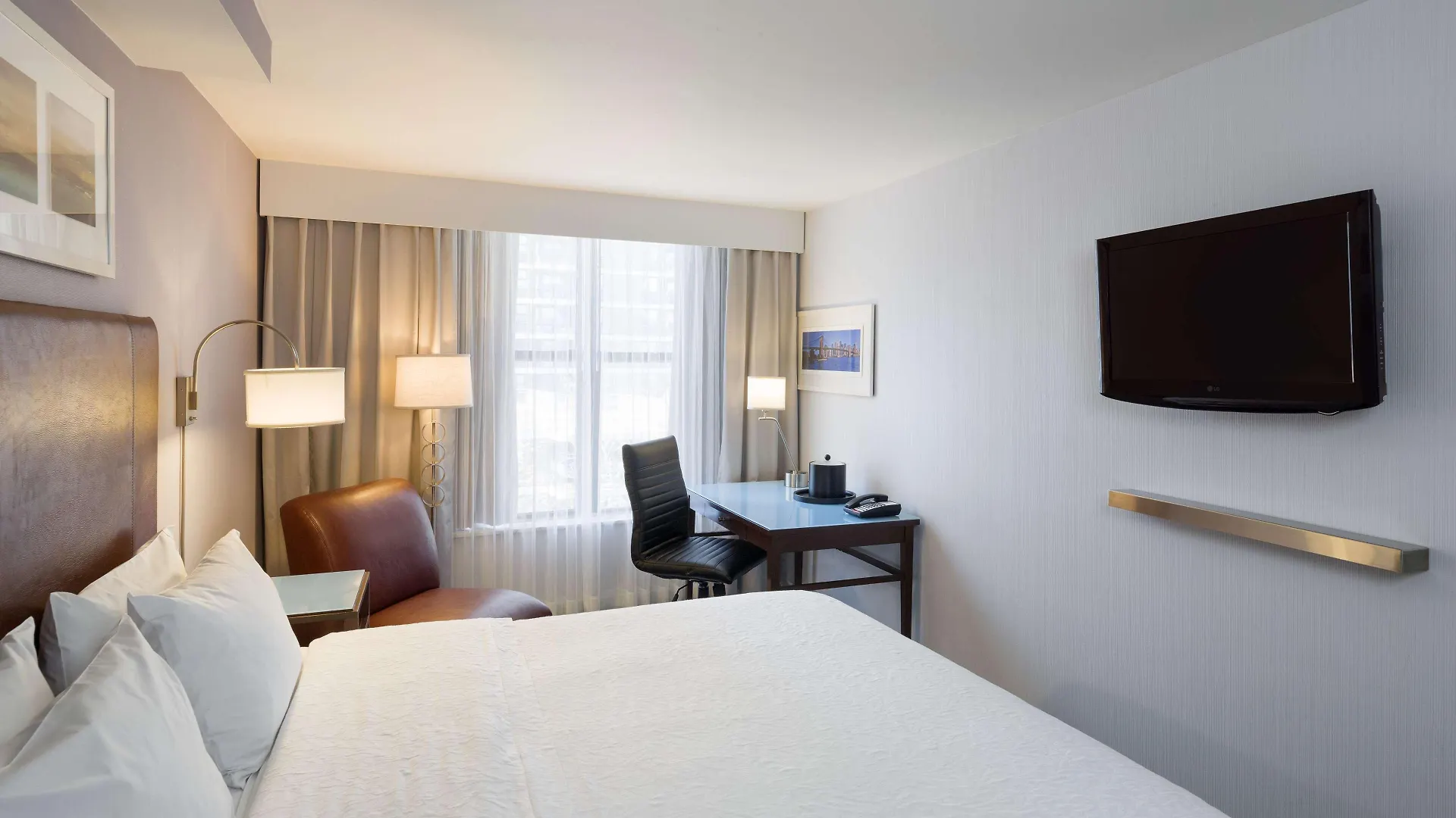 Hampton Inn Seaport Financial District New York Hotel