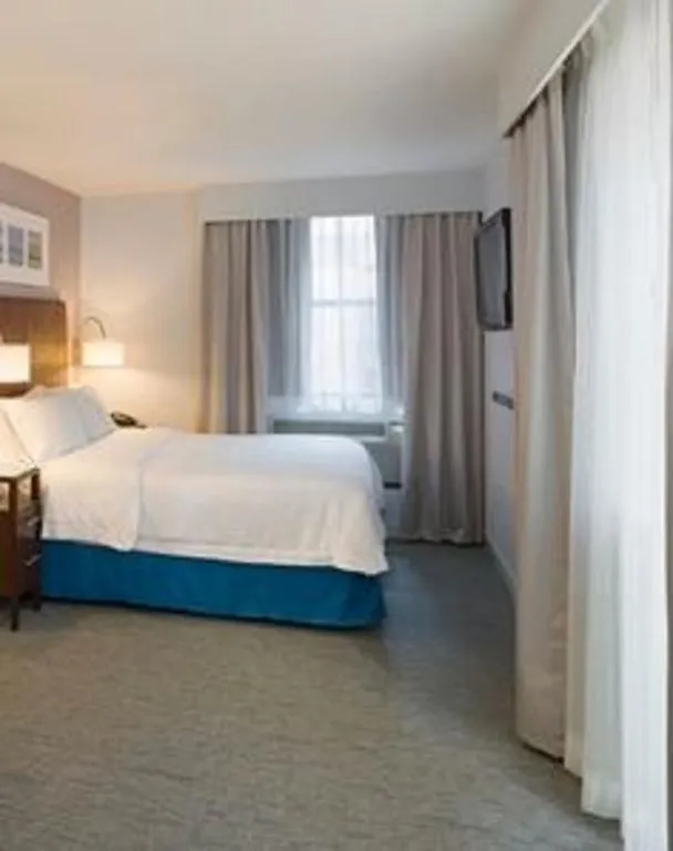 Hampton Inn Seaport Financial District New York